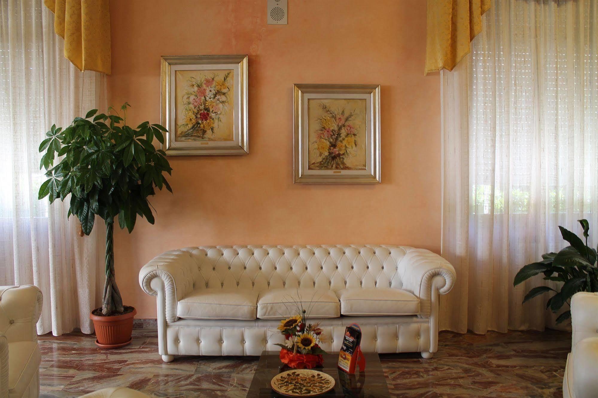 Hotel Marvin Sant'Albino Bagian luar foto